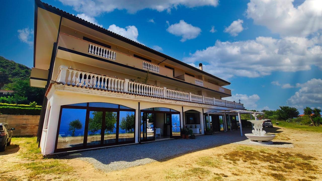 Domus Aurea Hotel Santa Domenica  Exterior foto